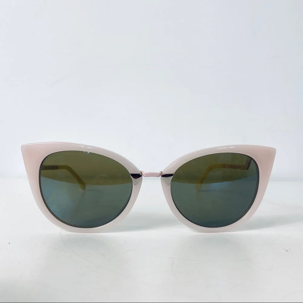 Fendi light pink cat-eye sunglasses - Picture 2 of 7